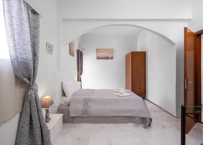 Stegna Sunrise Sleeps 4 Pool 公寓 *