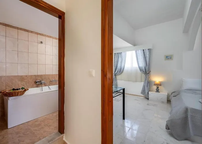 公寓 Stegna Sunrise Sleeps 4 Pool *